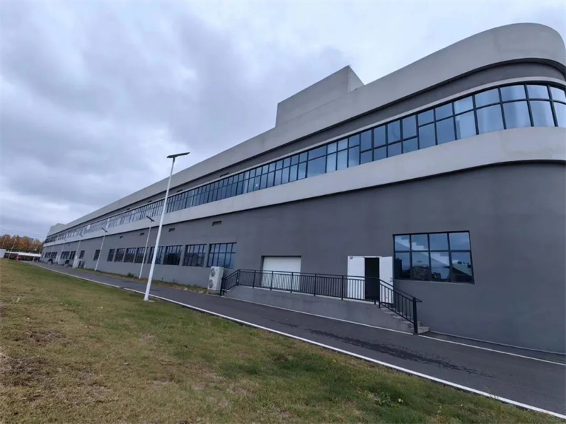 Corporate Exterior06